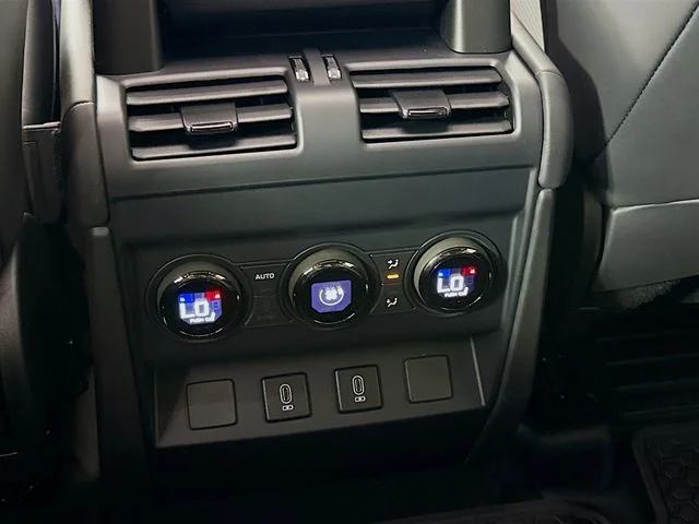 New 2026 Borasco Grey Land Rover  OCTA image 27
