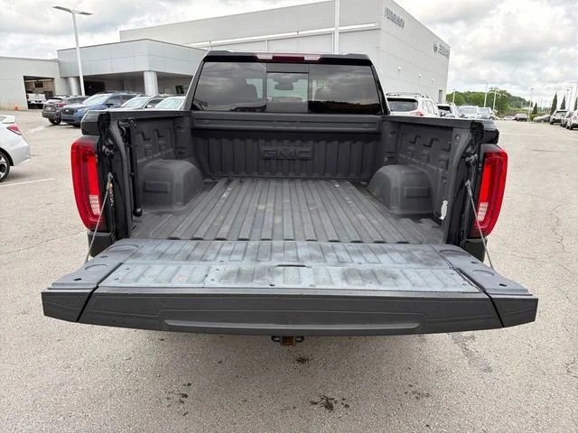 Used 2022 Onyx Black GMC SLT image 25