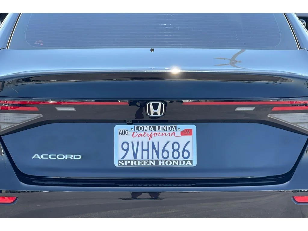 Certified Used 2025 Crystal Black Pearl Honda SE image 44