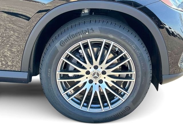 New 2026 Black Mercedes-Benz GLC 300 image 9