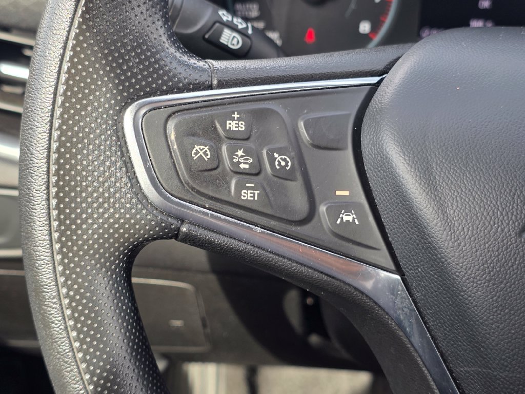 Used 2024 White Chevrolet LT image 39