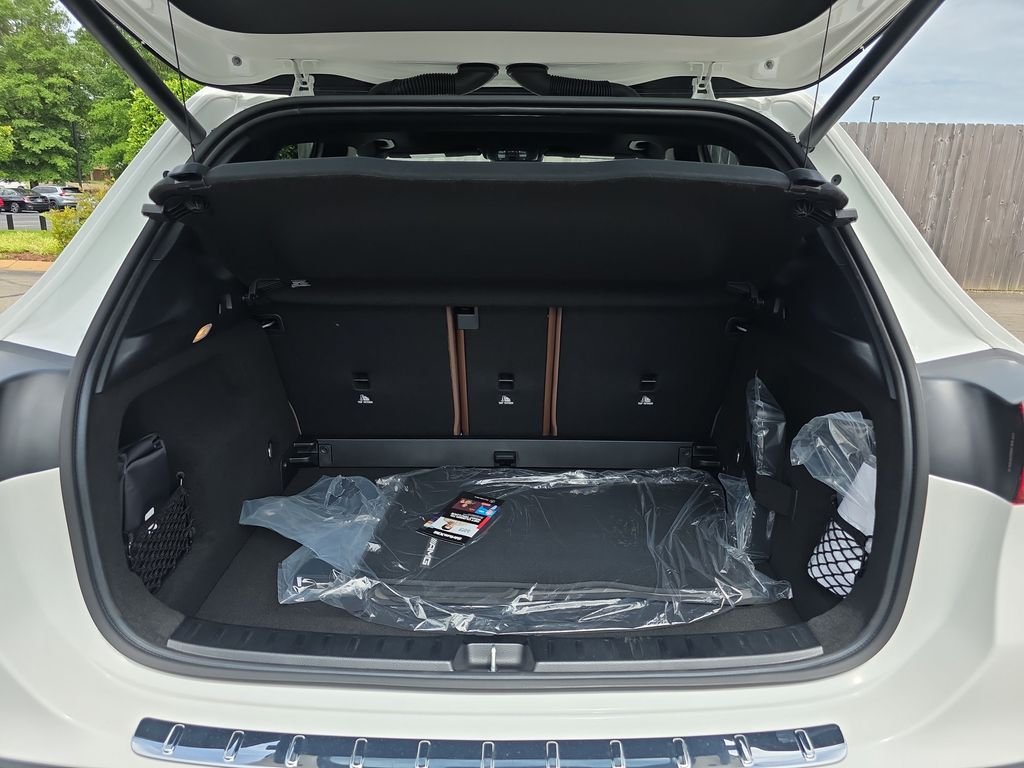 New 2026 White Mercedes-Benz GLA 250 image 14