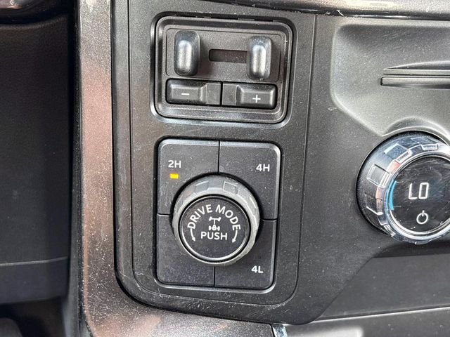 Used 2021 White Ford XLT image 28