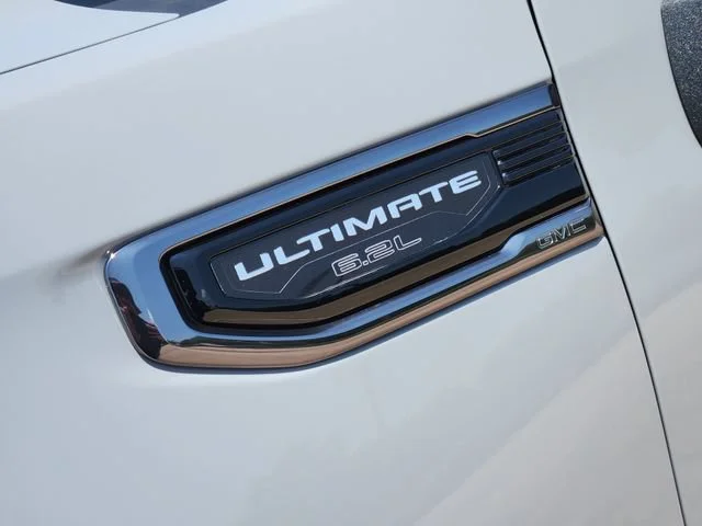 Used 2025 Thunderstorm Gray GMC Denali Ultimate image 12