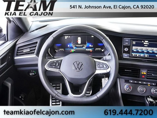 Used 2024 White Volkswagen 1.5T Sport image 18