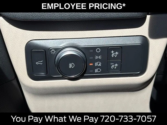 Used 2020 Gold Ford SEL image 30