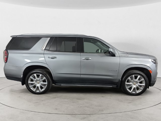 Used 2023 Gray Chevrolet High Country image 4