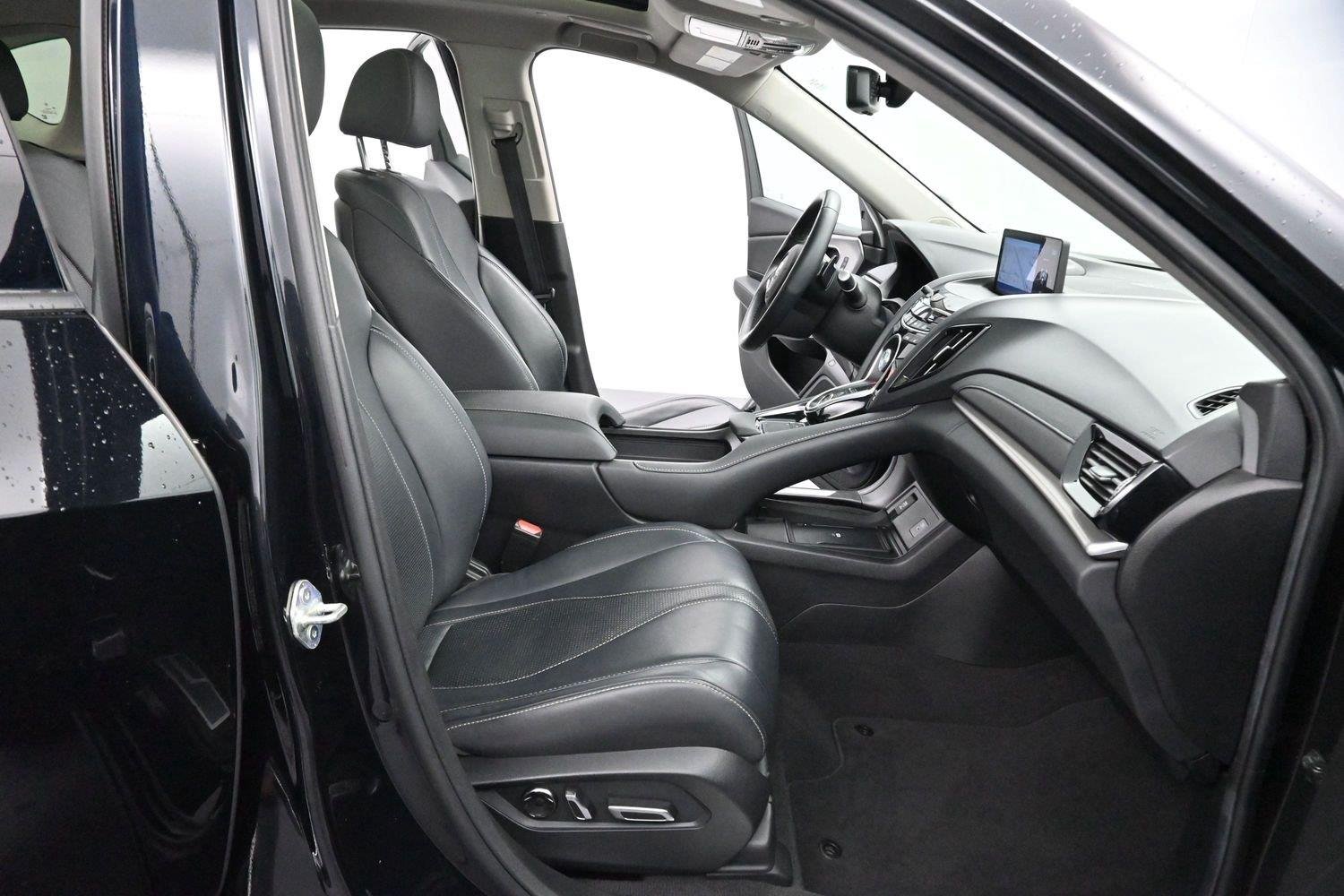 Used 2024 Majestic Black Pearl Acura SH-AWD w/Tech image 32