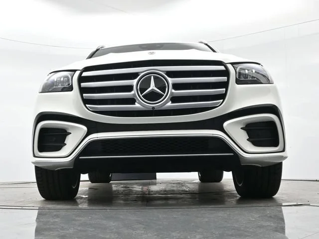 Used 2024 White Mercedes-Benz GLS 450 image 27