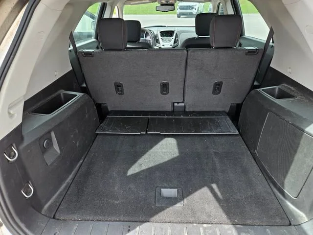 Used 2017 SUMMIT WHITE Chevrolet LS image 20