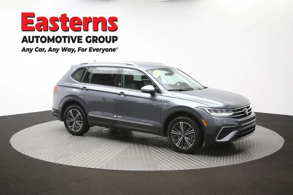 Used 2024 Gray Volkswagen 2.0T Wolfsburg Edition image 45