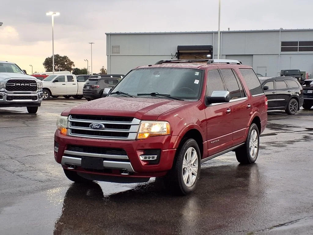 Used 2016 Ford Expedition Platinum with VIN 1FMJU1MT4GEF02456 for sale in Kansas City