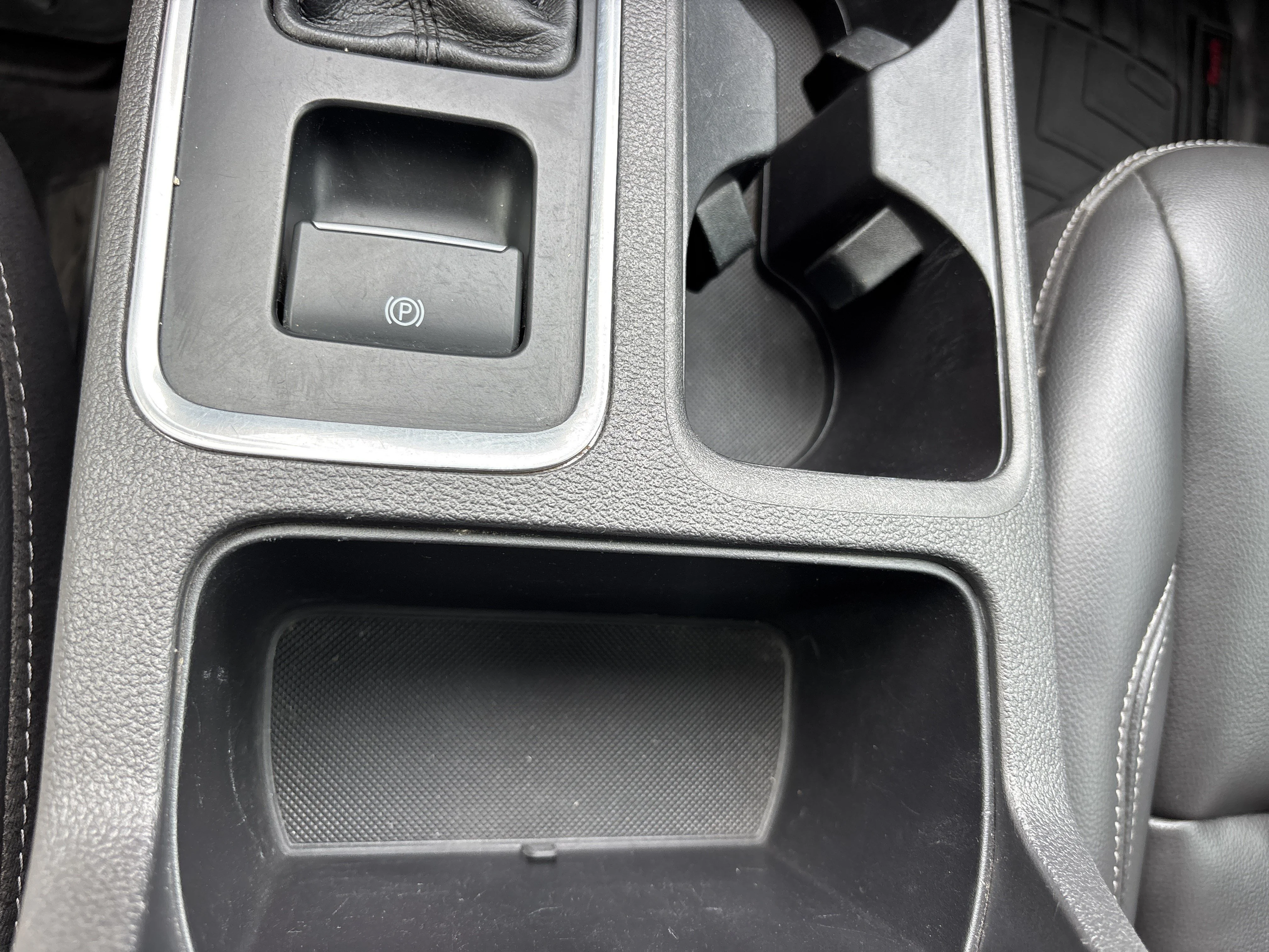 Used 2019 Ingot Silver Metallic Ford SEL image 39