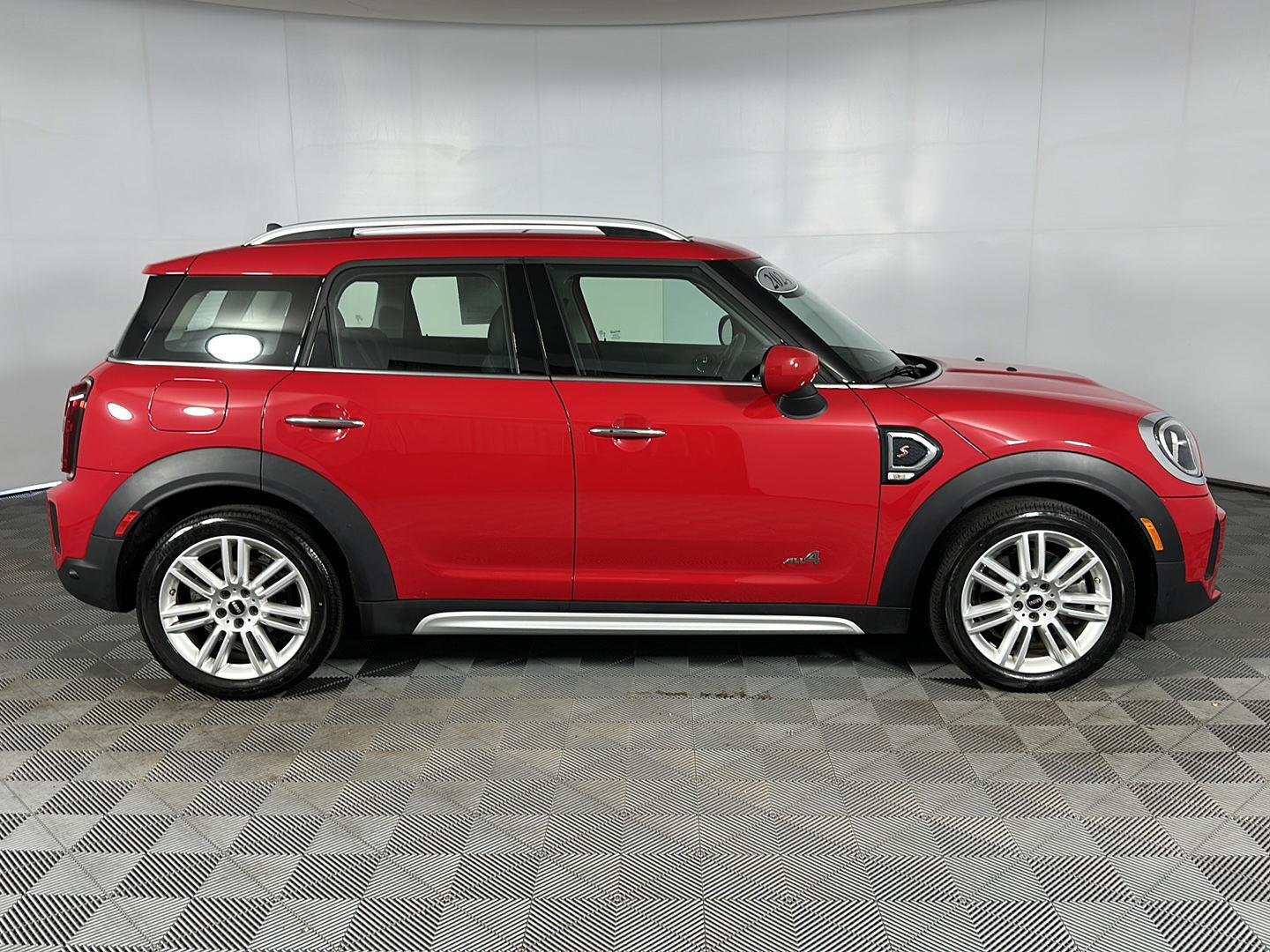 Used 2024 Chili Red MINI Cooper S image 28