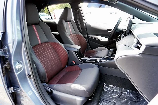 2024 Toyota Corolla SE - Photo 13