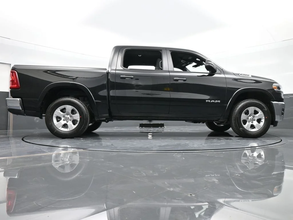 Used 2025 Diamond Black Crystal Pearlcoat Ram Big Horn/Lone Star image 51