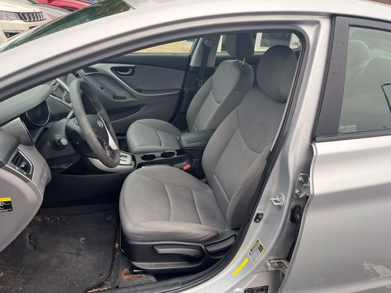 Used 2011 Silver Hyundai GLS image 9