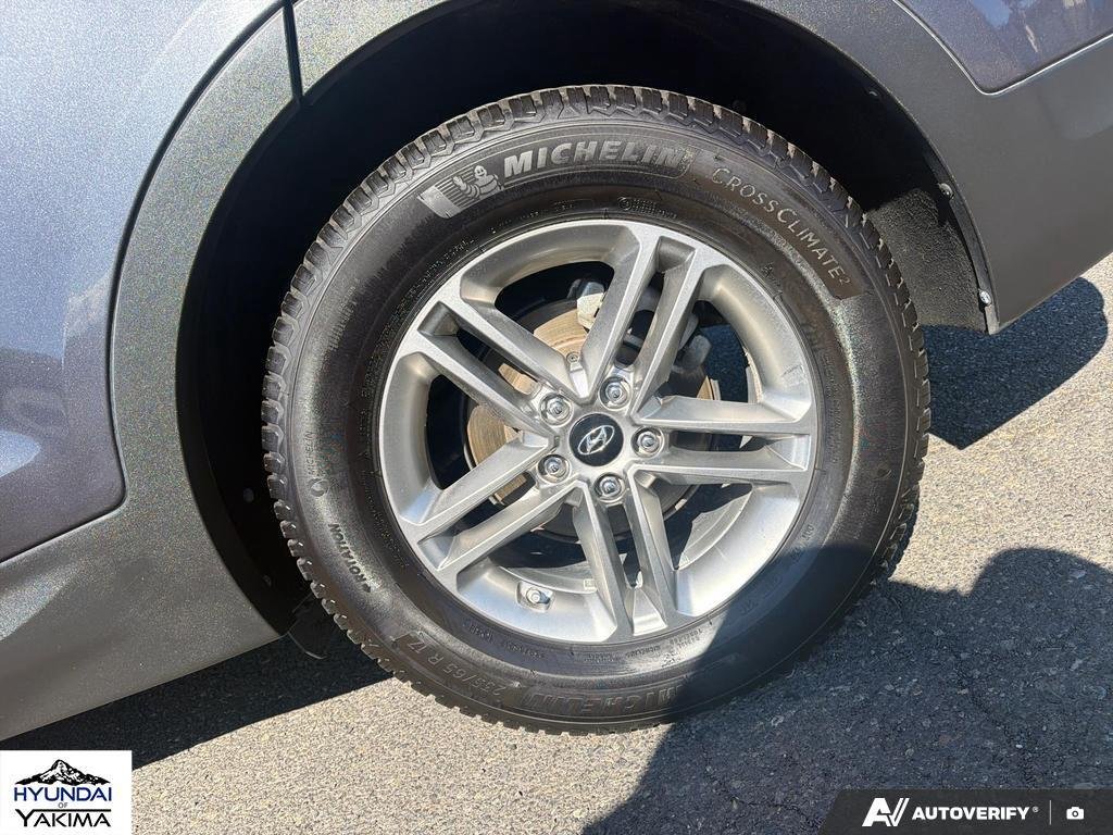 Used 2018 Platinum Graphite Hyundai 2.4L image 6