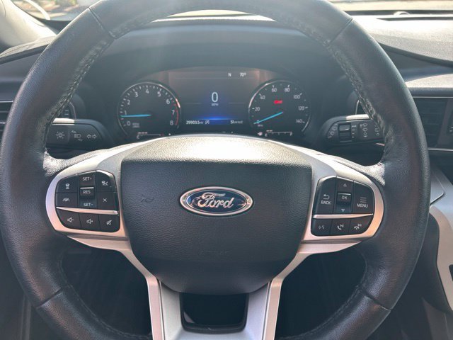 Used 2023 Silver Ford XLT image 27