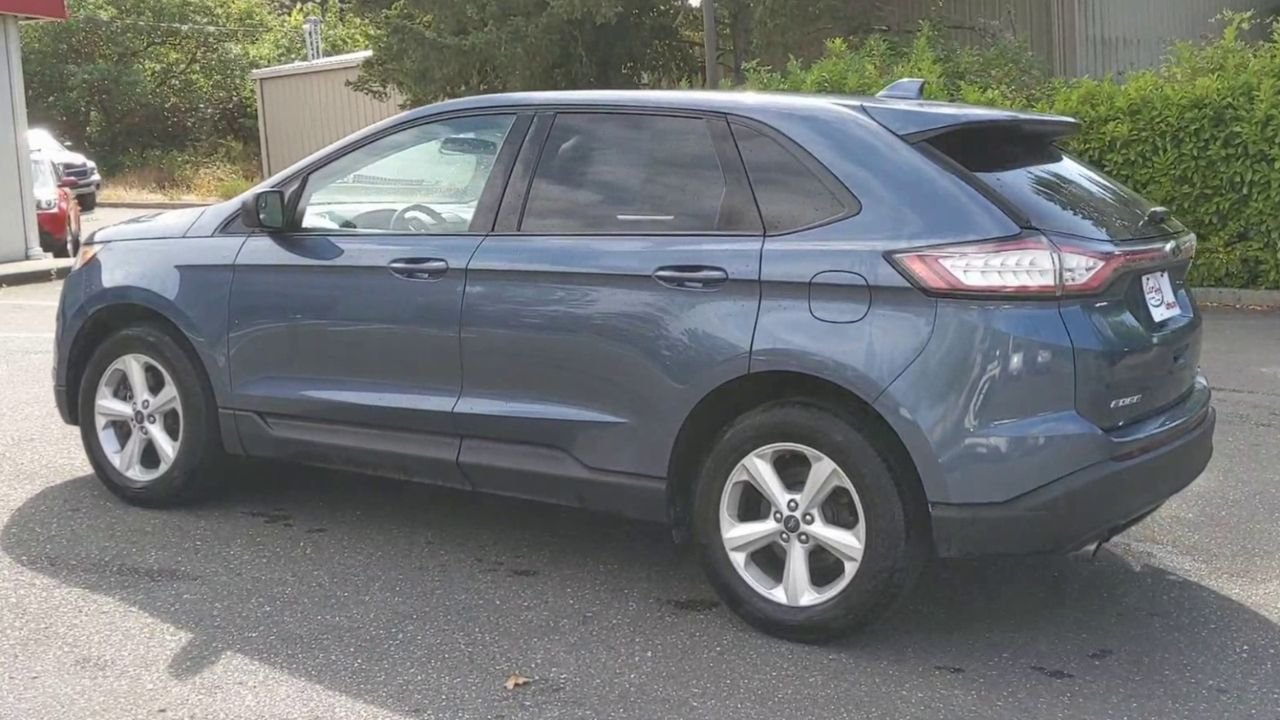 2018 Ford Edge SE photo 4