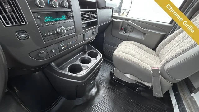 Used 2023 SUMMIT WHITE Chevrolet Work Van image 18