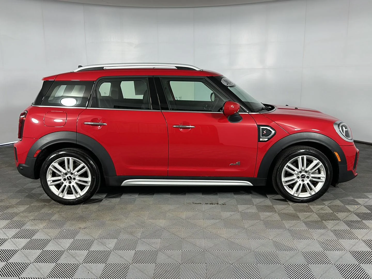 Used 2024 Chili Red MINI Cooper S image 28