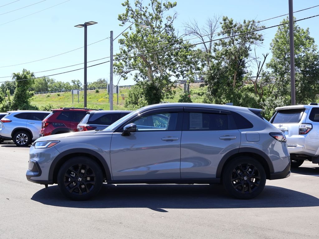 Used 2024  Honda Sport image 4