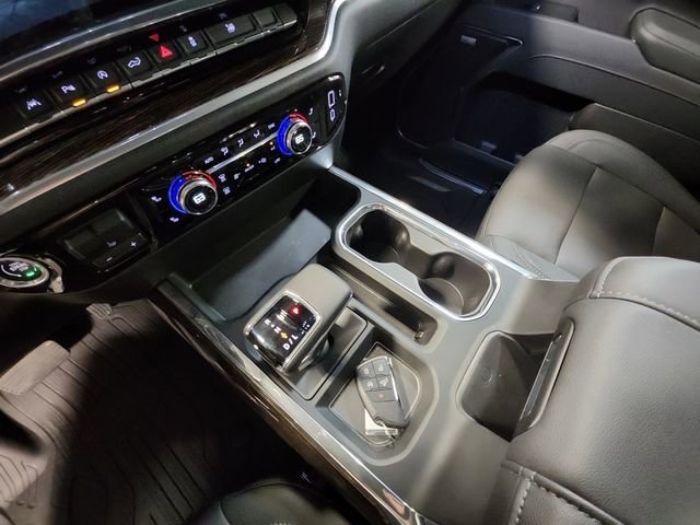 New 2026 Onyx Black GMC Elevation image 11