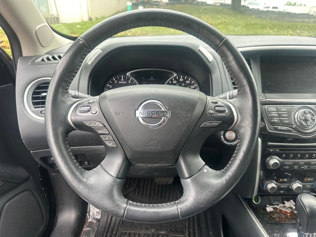 Used 2020 Black Nissan SL image 11