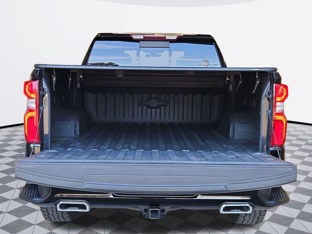 Used 2020 Black Chevrolet RST image 24