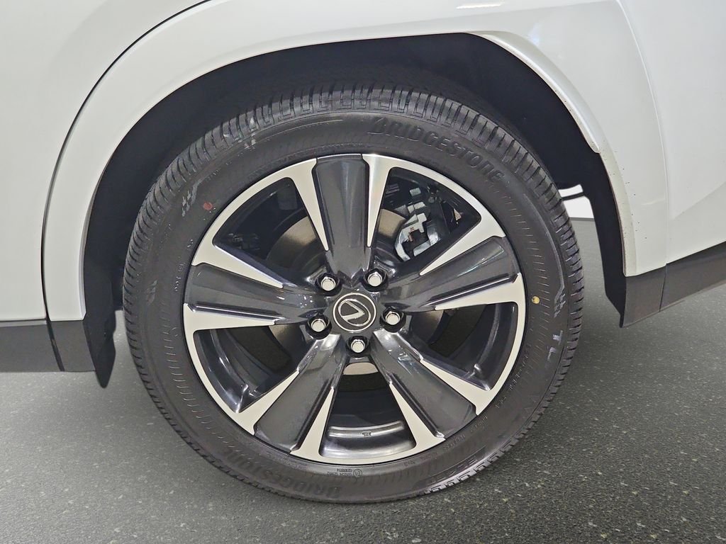 New 2026 Ultra White Lexus PREMIUM AWD image 32
