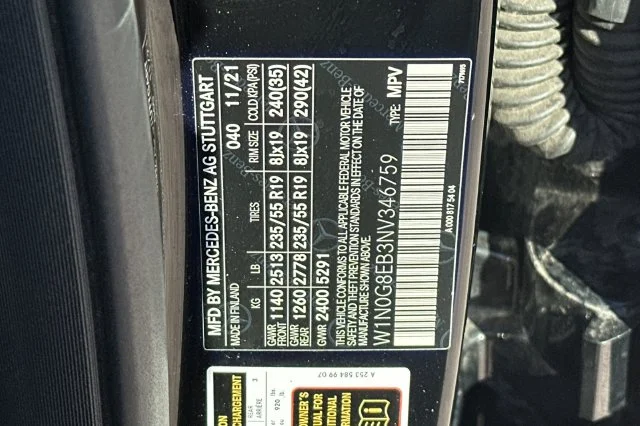 Used 2022 Black Mercedes-Benz GLC 300 image 34