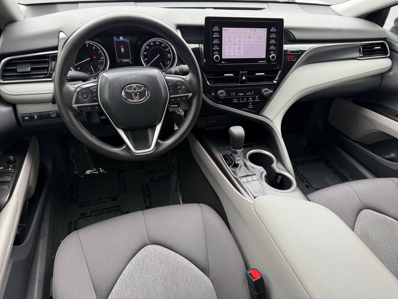 2023 Toyota Camry LE - Photo 15