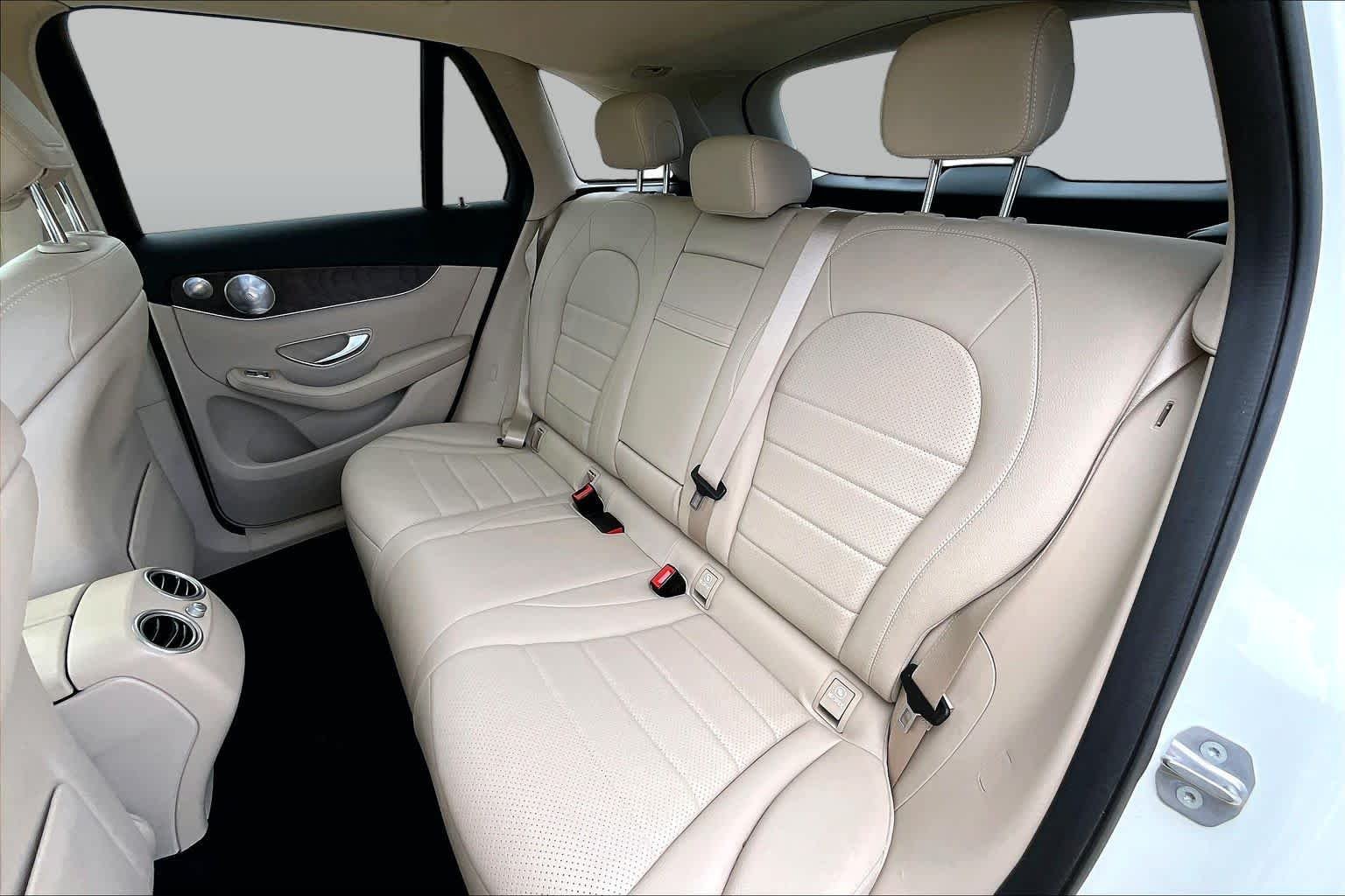 Used 2020 Polar White Mercedes-Benz GLC 300 image 20