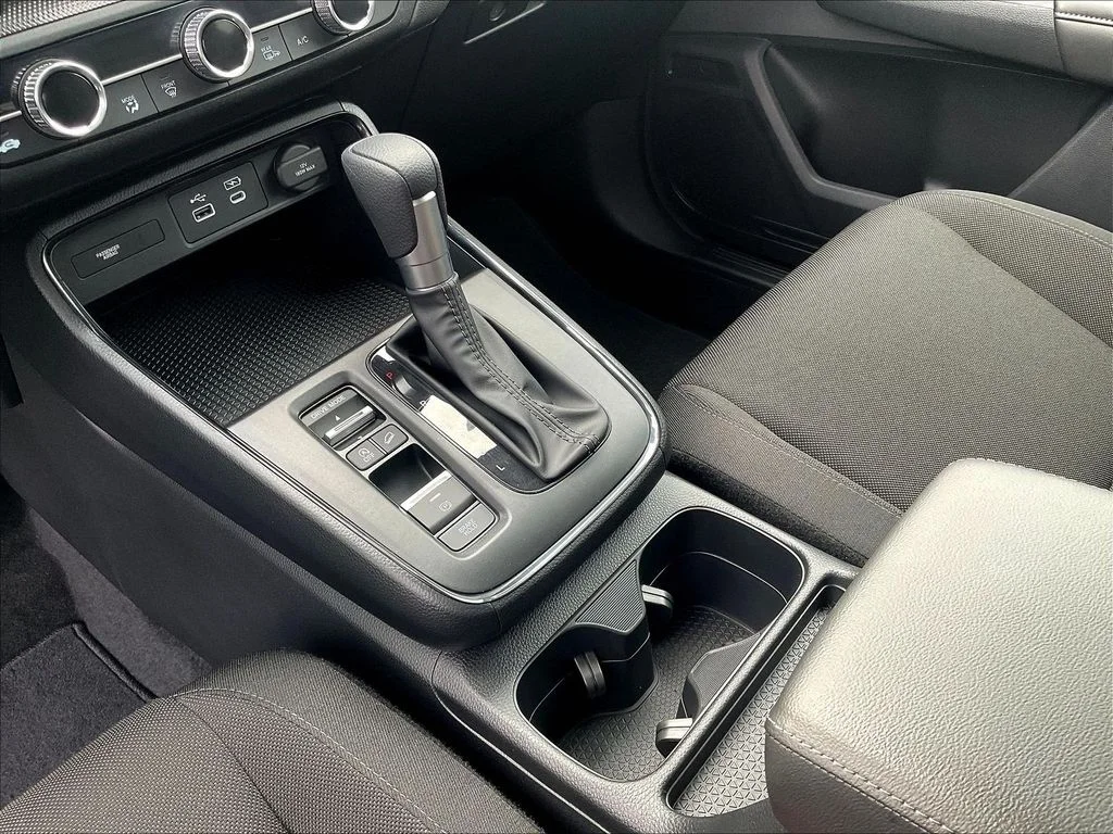2025 Honda CR-V EX - Photo 22