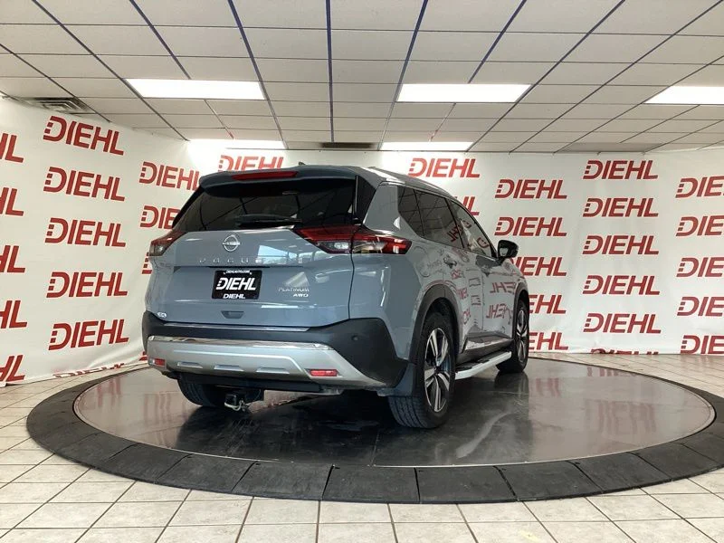 Used 2023 Gray Nissan Platinum image 31