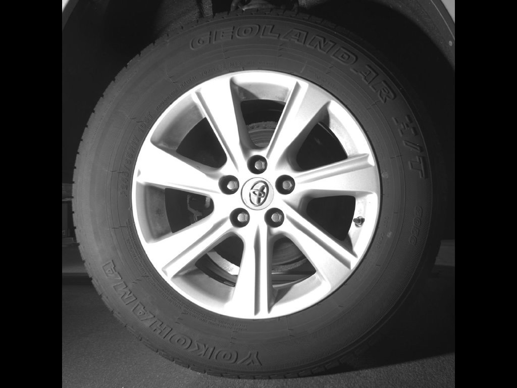 Used 2012 White Toyota Base image 11
