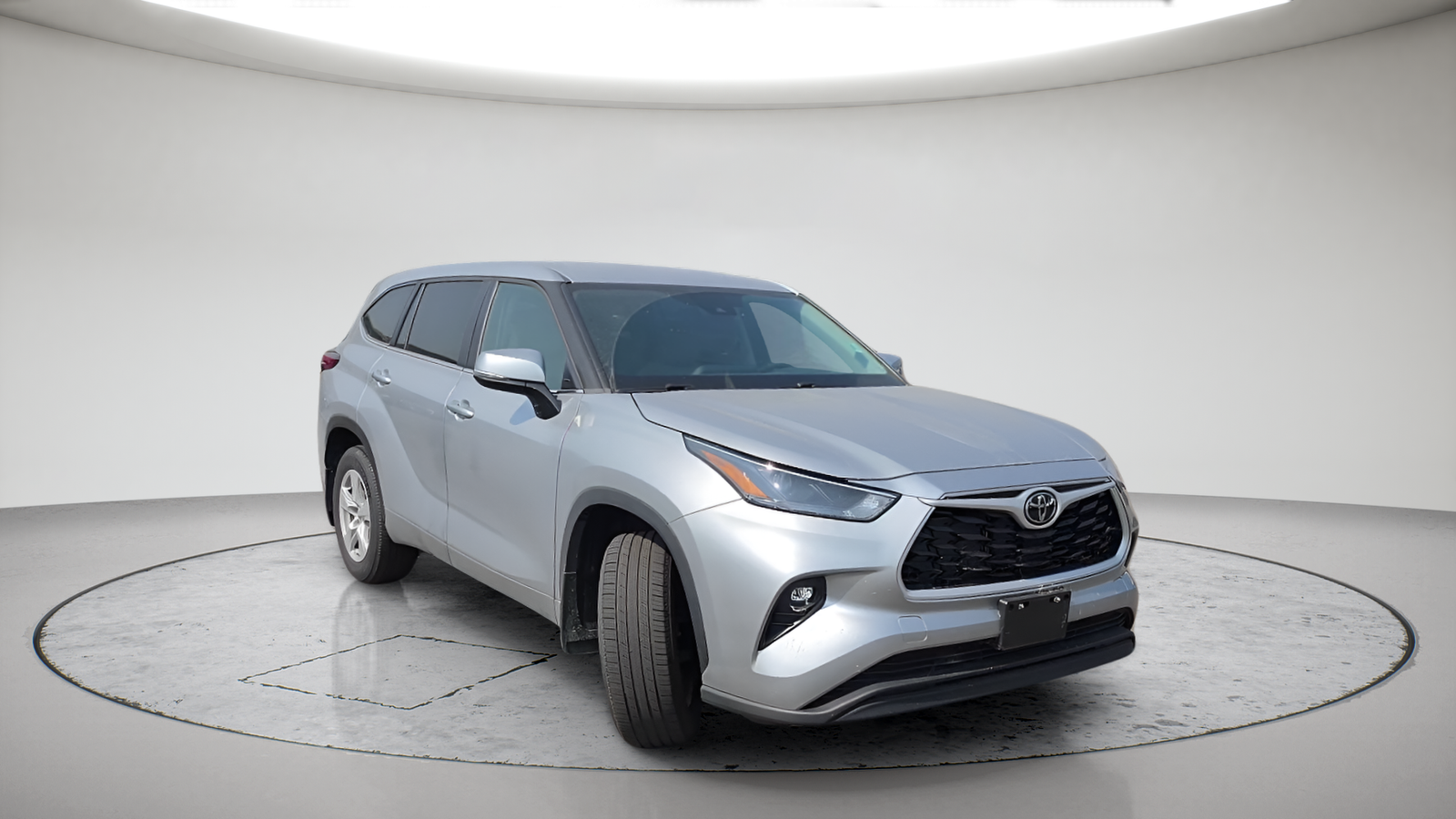Used 2023 Celestial Silver Metallic Toyota LE image 3