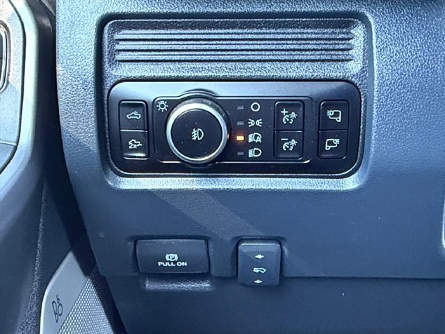 Certified Used 2025 Black Metallic Ford Lariat image 18