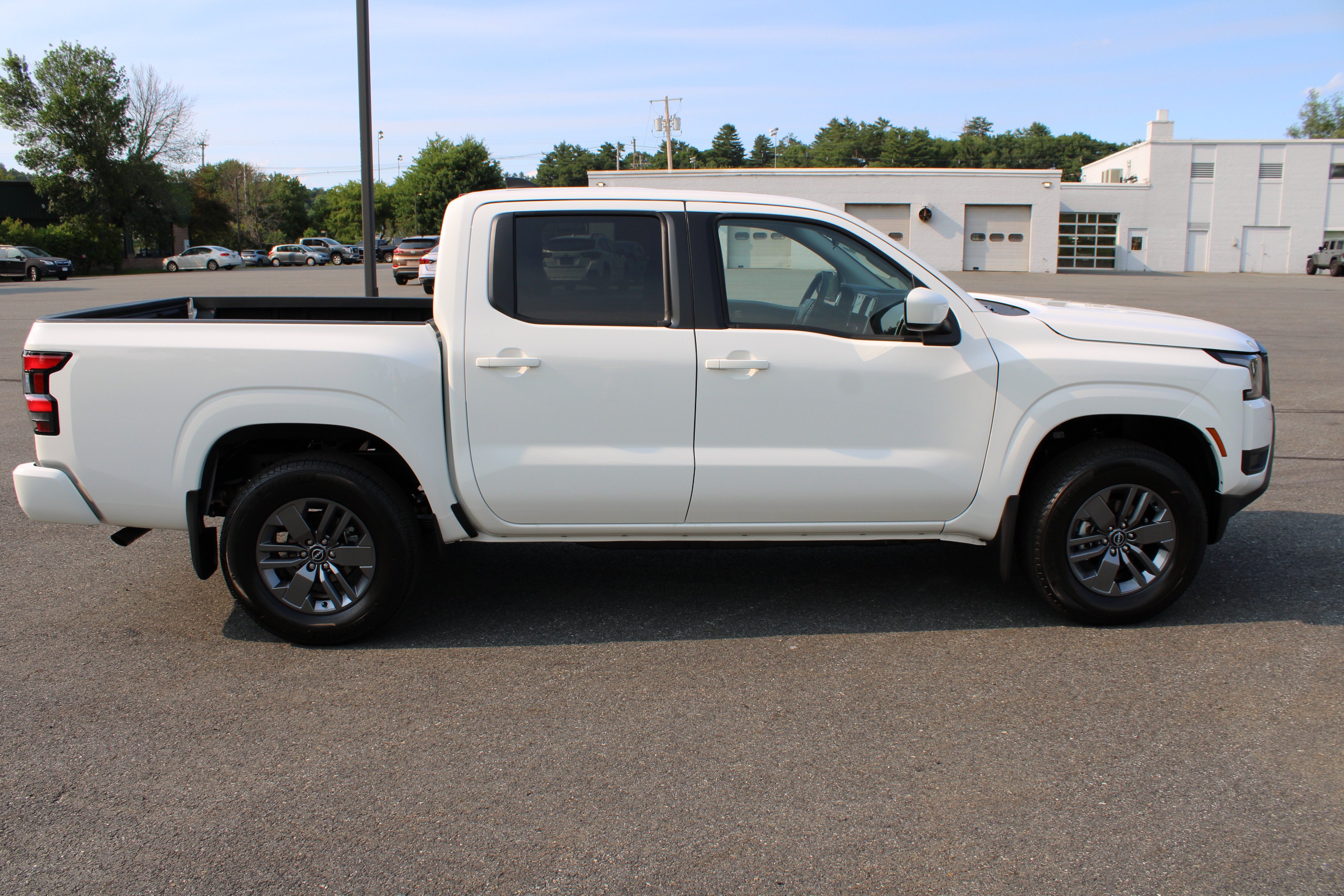 New 2026 Glacier White Nissan Crew Cab SV image 4