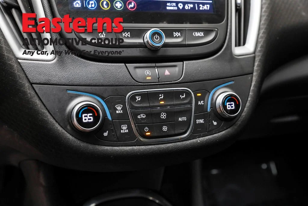 Used 2023 White Chevrolet LT image 20