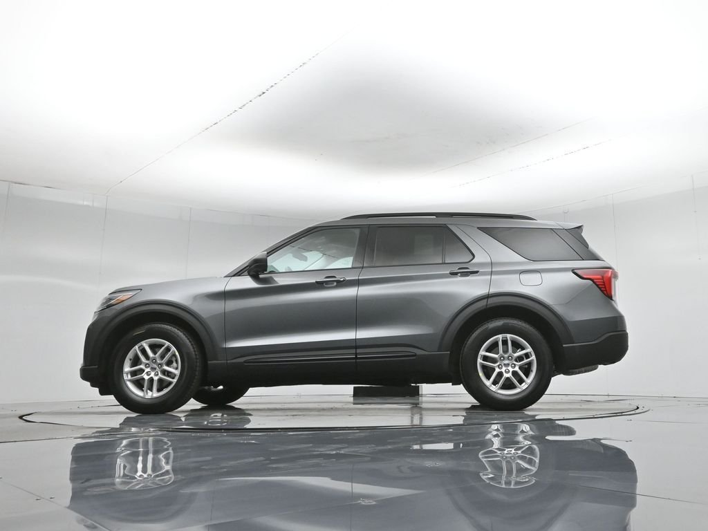 New 2026 Carbonized Gray Metallic Ford Active image 52