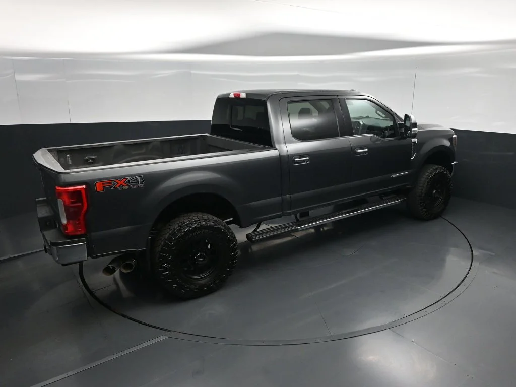Used 2019 Gray Ford XLT image 34