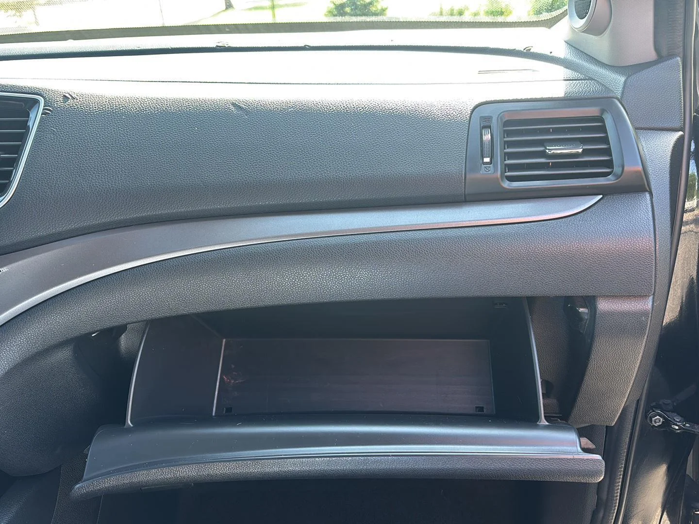Used 2019 Crystal Black Pearl Honda EX-L image 26