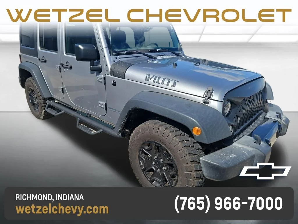 Used 2017 Silver Jeep Unlimited Sport image 3
