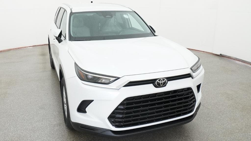 New 2026 Wind Chill Pearl Toyota Hybrid XLE image 8