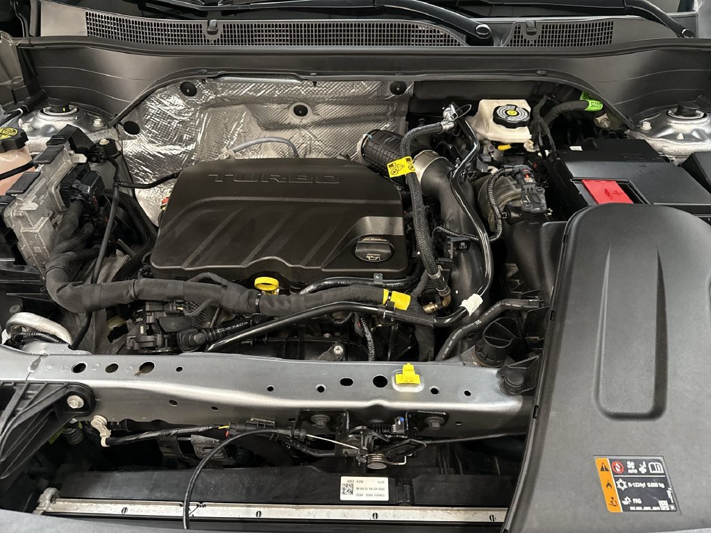 Used 2025 Sterling Gray Metallic Chevrolet LT image 30