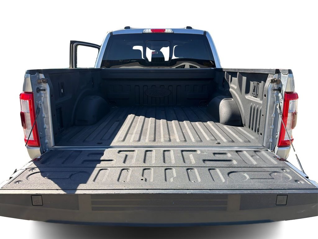 Used 2023 Iconic Silver Metallic Ford LARIAT image 13