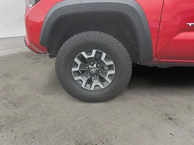 Used 2019 Barcelona Red Metallic Toyota TRD Off-Road image 9