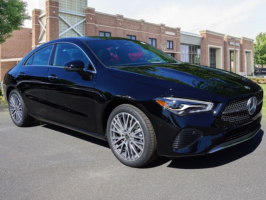 Certified Used 2025 Polar White Mercedes-Benz CLA 250 image 3
